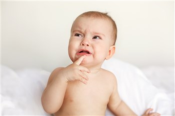 أسباب شائعة تؤدي إلى الإمساك عند الأطفال... انتبهوا إليها!