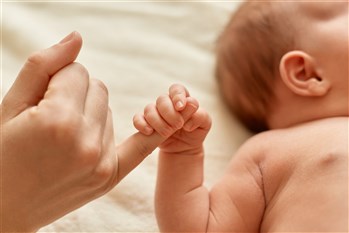 ما هي أبرز مستلزمات الأطفال حديثي الولادة؟