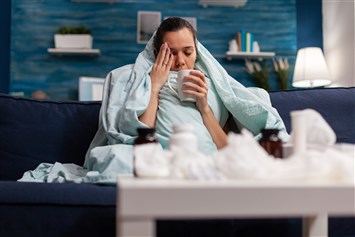 بعكس ما تعتقدون... أعراض الإنفلوانزا تختلف كثيراً عن أعراض نزلات البرد!