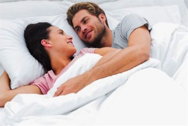 الاستلقاء على الظهر مهمّ بعد العلاقة الزوجيّة