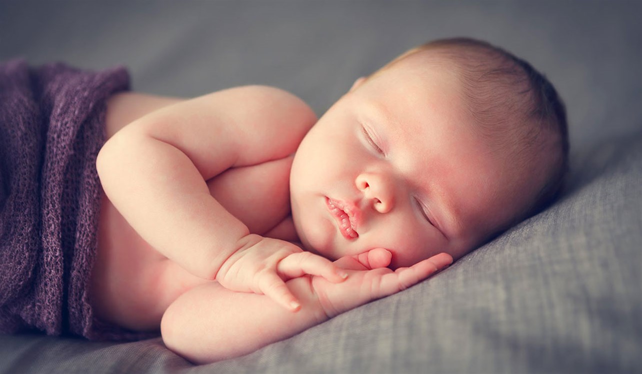 سرير الاطفال حديثي الولادة
