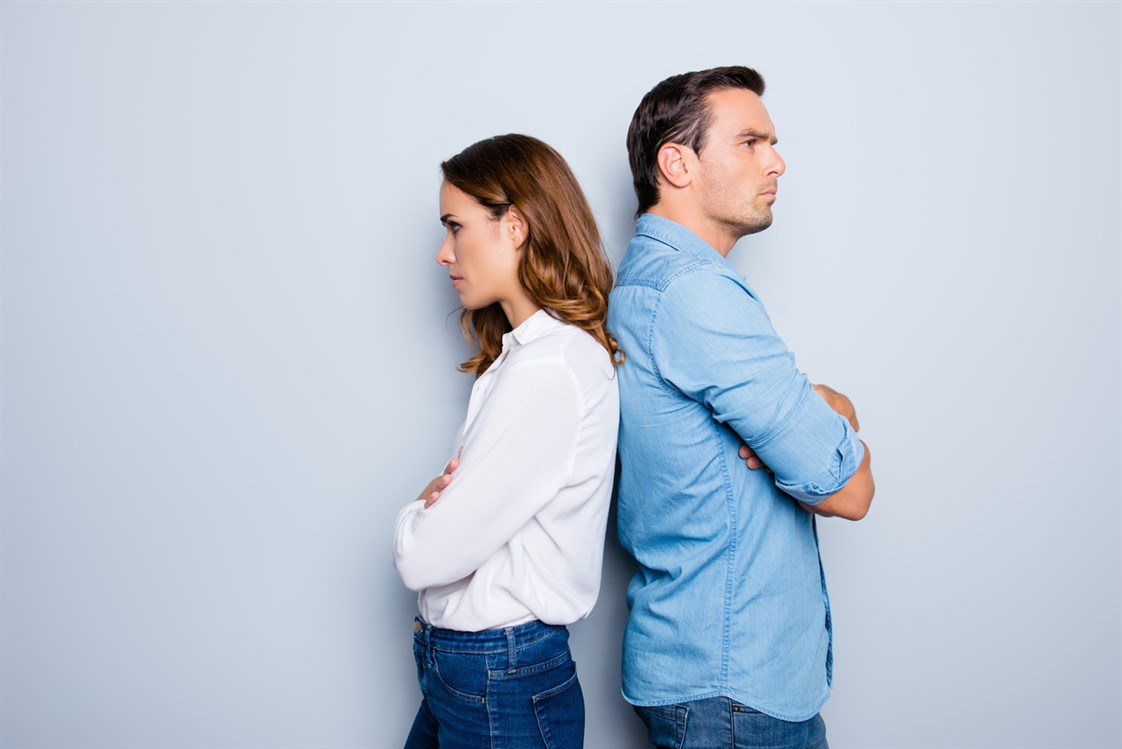  مراحل نفسية بعد الطلاق