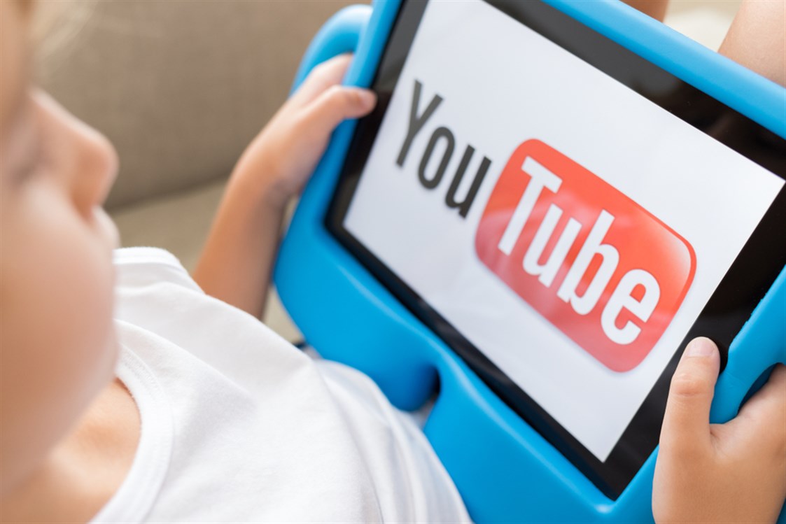  مراقبة الاطفال على يوتيوب