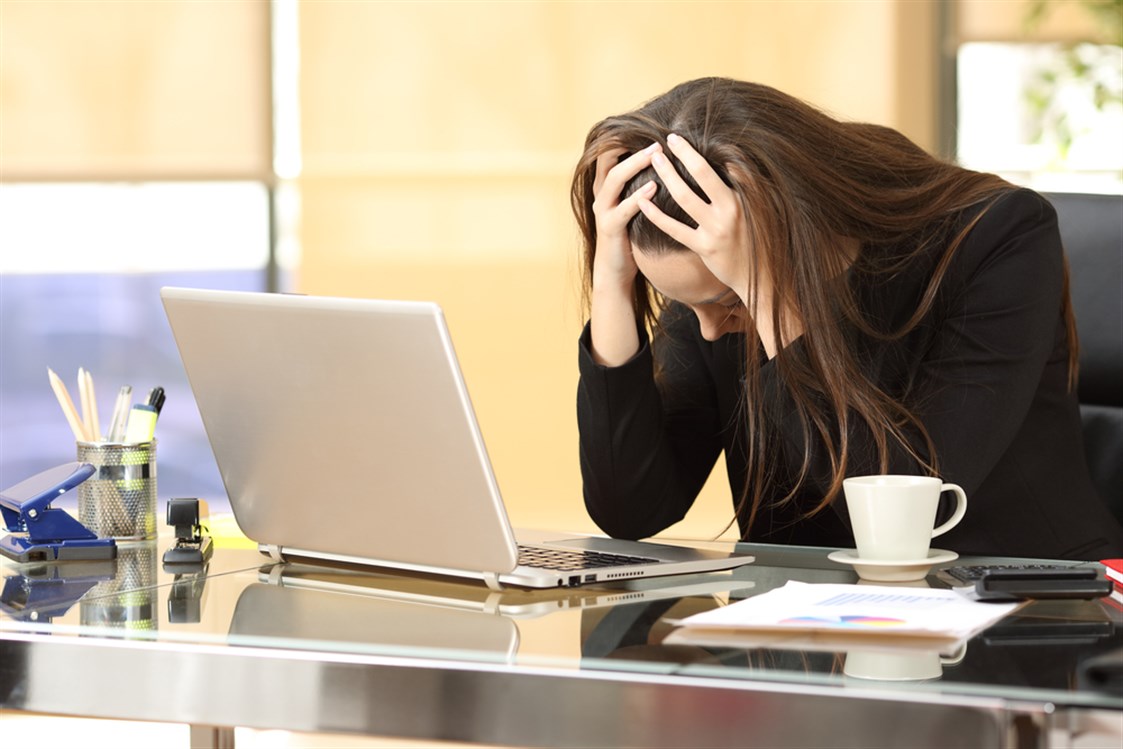 العلاقة بين ارهاق العمل والاكتئاب