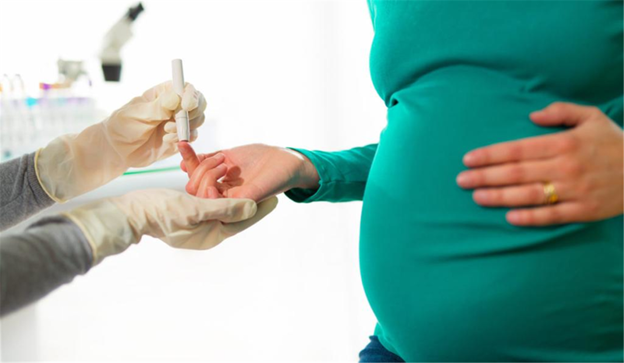 هل سكر الحمل يسبب ولادة مبكرة 