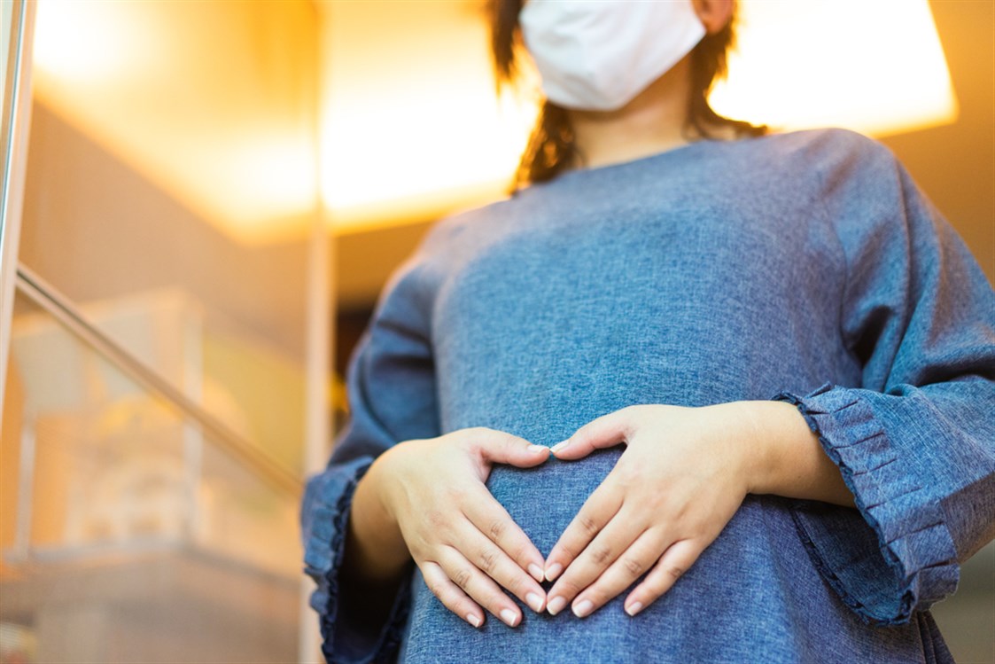 الوقاية من فيروس كورونا خلال فحوص الحمل