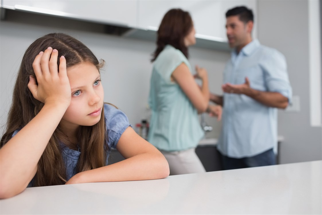 تأثير شجار الوالدين على نفسية الطفل