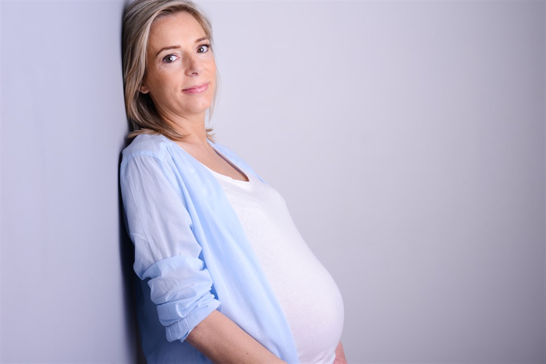 اعراض الحمل بعد سن الأربعين