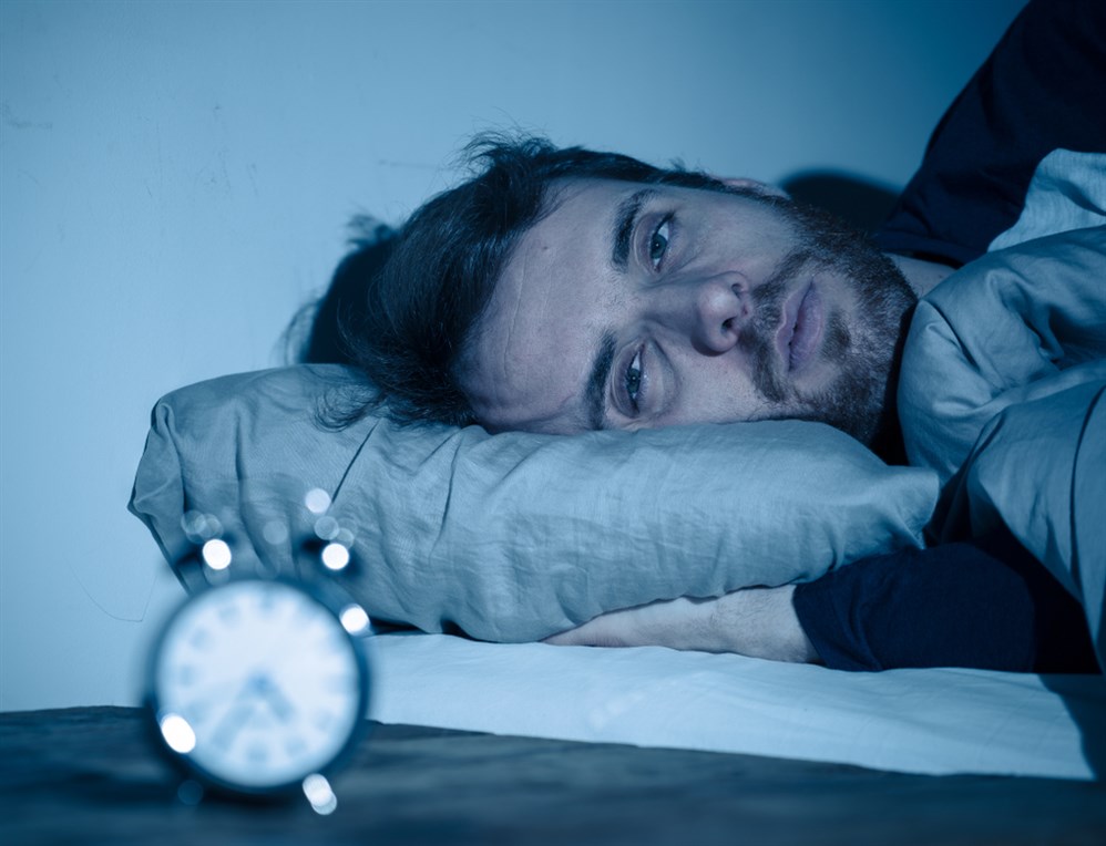 هل فيروس كورونا يؤثر على النوم 