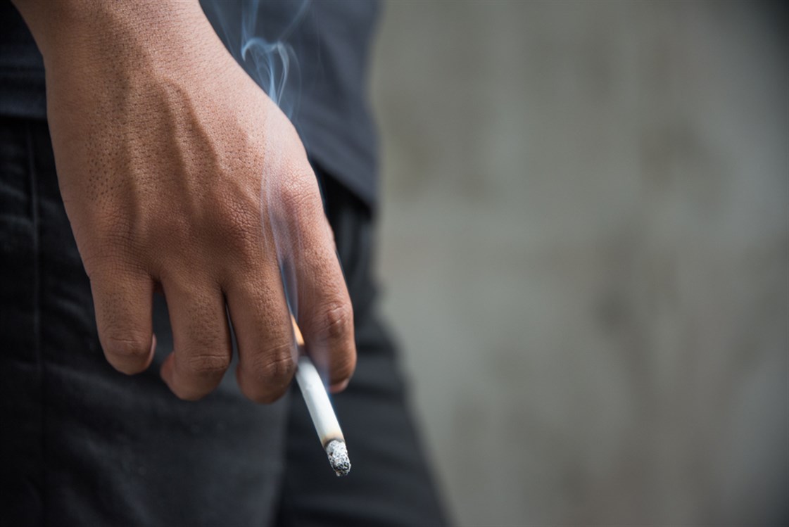 هل التدخين يفاقم اعراض فيروس كورونا