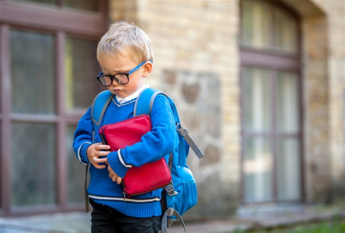 Sohati - 7 أسباب أساسية تقف وراء رفض طفلكم في الذهاب الى المدرسة!