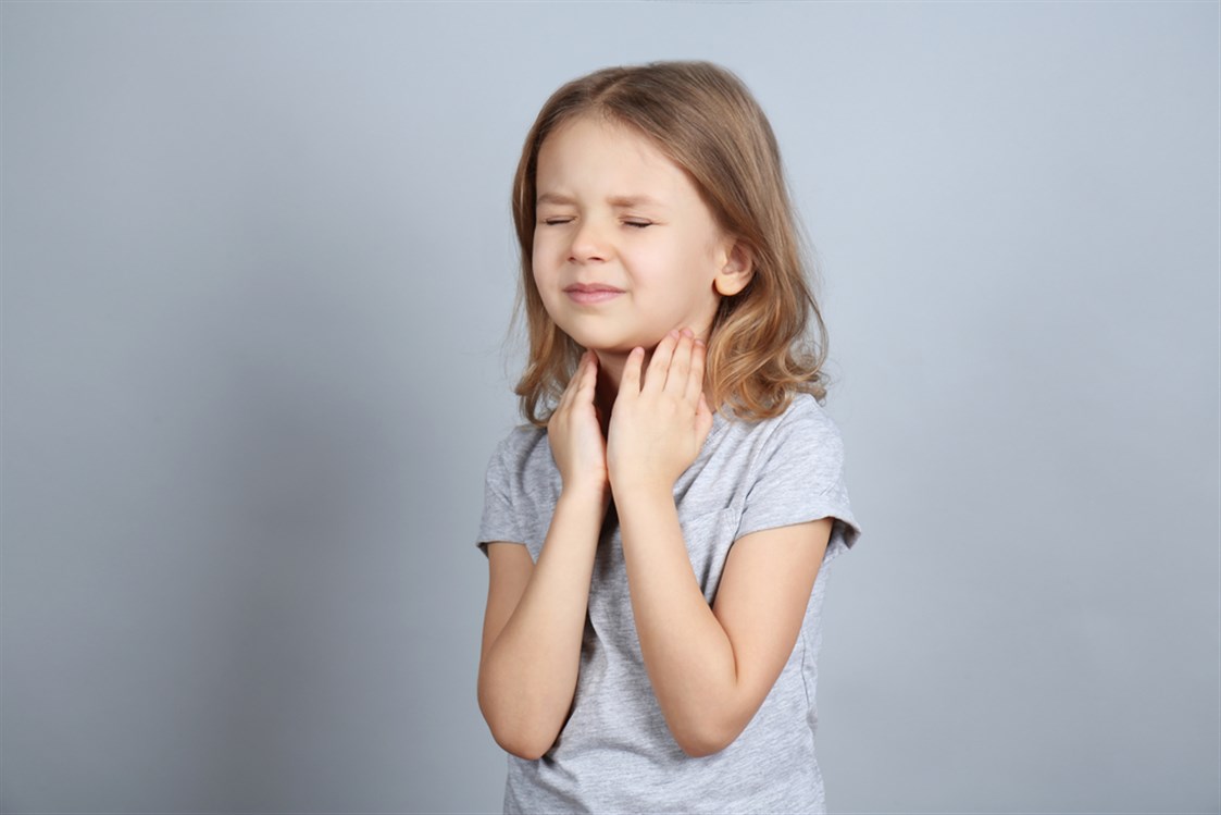 هل التهاب الحلق خطير على الأطفال